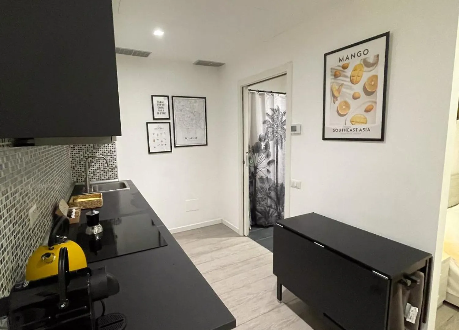 Milano Lambrate 24H Check In Fully Equipped Apartment 0*, Milan
